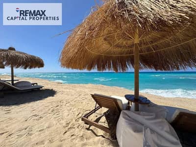 First row on the lagoon with a large garden area and fully finished chalet at the lunch price. Strong investment opportunity in Jefaira, North Coast.