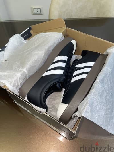 Adidas Samba Original - كوتشي أديداس سامبا أوريجنال (مقاس 43)