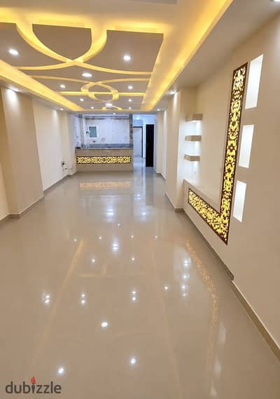 شقة للإيجار السكني  155 م– جناكليس / خطوات من الترام و شارع أبو قير