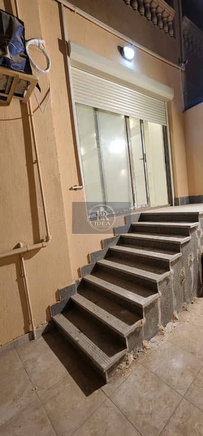 Apartment for sale in South Lotus, near South 90th Street and close to amenities. Apartment for sale in South Lotus, near South 90th Street and close to amenities.