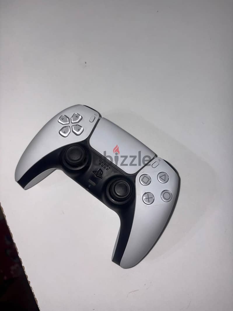 Fat ps5 + controller + game bundle 8