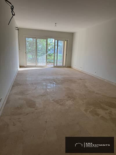 Lowest price for a fully finished modern apartment in Mivida Emaar Avenues compound, next to Hyde Park and City Gate - ready for immediate occupancy