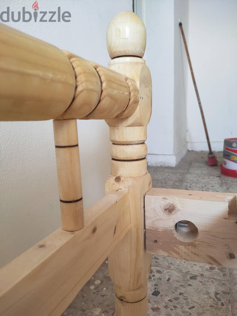 سرير سينجل شيك متر*مترين خشب ابيض 4