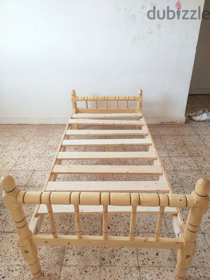 سرير سينجل شيك متر*مترين خشب ابيض 5