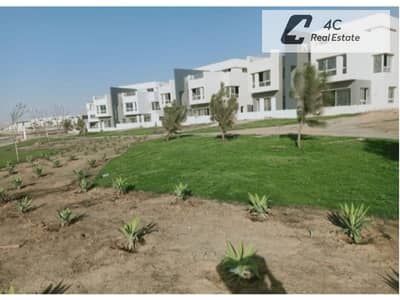 Villa With a 5% Down Payment and Installments Over 10 Years for Sale in Hyde Park – New Cairo