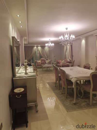 Apartment 165 meters for sale in the area H