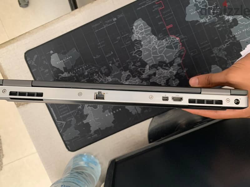 Dell Precision 7540 Workstation 2