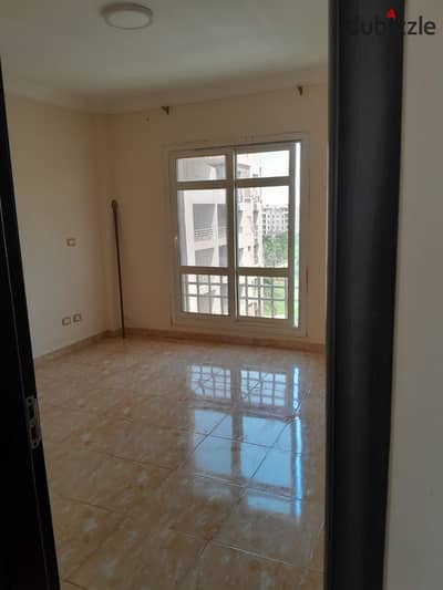 Apartment for rent under new law in Madinaty 96 meters in B7