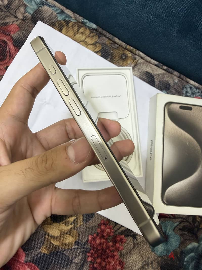 Apple - iPhone 15 Pro 3