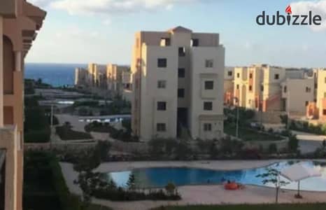 شاليه للبيع في قرية الإمارات هايتس بالساحل الشمالي – تشطيب سوبر لوكس مع روف خاص 100م
