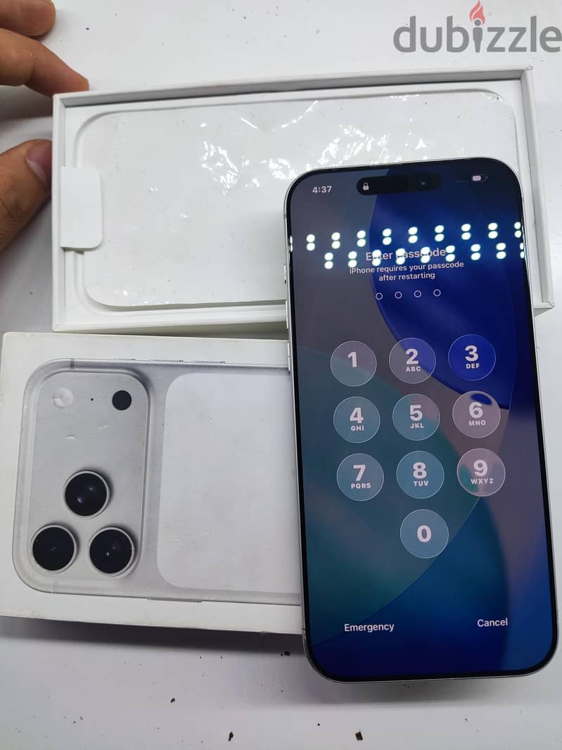 Apple - iPhone 17 Pro Max 2