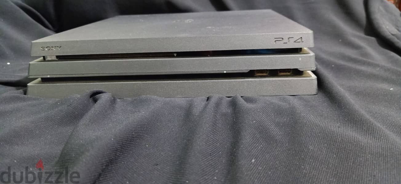 ps 4 pro 1Tera 2