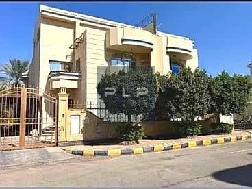 Fully furnished standalone villa for sale, ready to move, in Golden Heights Compound.