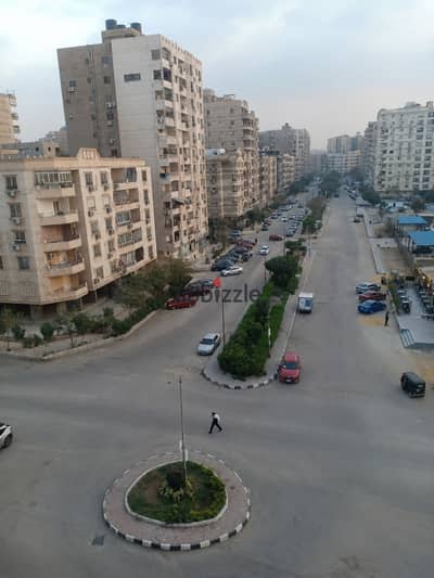 In a new building in the ninth district behind Pizza Hut Mostafa El-Nahhas steps to Al-Manhal School 200m apartment Superlux facade