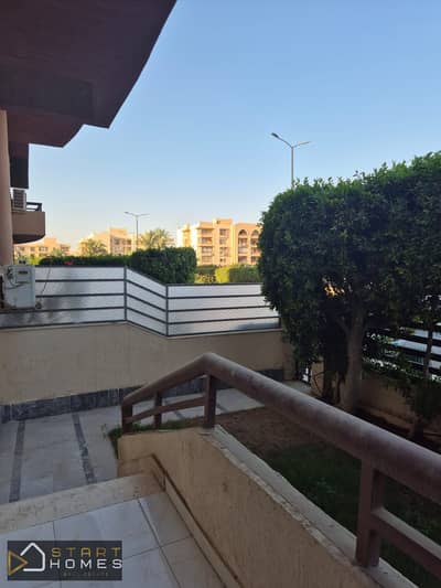 Apartment for sale in Al Rehab, New Cairo, at a special price for a quick sale.