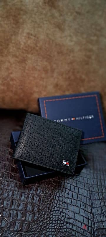 TOMMY wallets