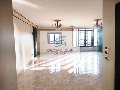 #Apartment_for_rent #Zahra_AlMaadi The upper entrance. 200 meters       Floor 2 . .   The apartment includes a kitchen and 2 heaters  3 chandeliers and includes all services