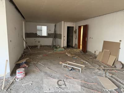 Apartment for sale in Hyde Park Fifth Settlement * Resale * with a prime view fully finished, ready for immediate occupancy in the heart of the Golden
