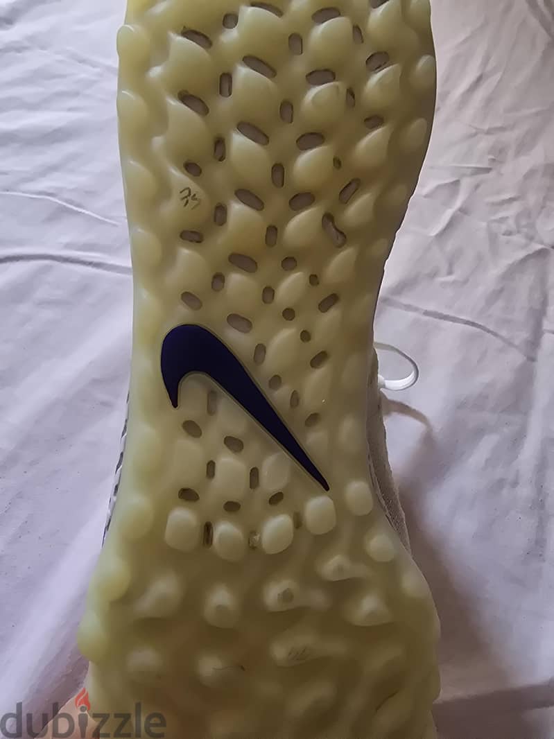 Nike phantom 1