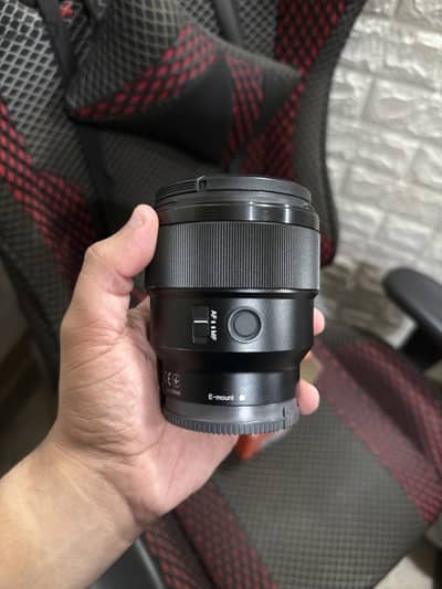 Sony 85mm f1.8