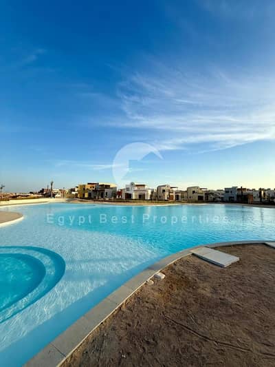 Full Sea View 3 Bedroom Twin Villa with Maid's Room, Fully Finished with Kicthen Cabinets, First Row Lagoon, Private Garden 200 m