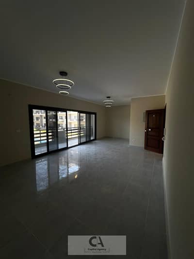 Apartment for sale in Stoda , ready for move occupancy in Sheraton, minutes from Cairo Airport. Fully finished to a super deluxe standard. Install