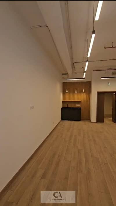 Administrative office for rent, 120 sq m, ground floor, in District 5 - finished with air conditioning - Fifth Settlement