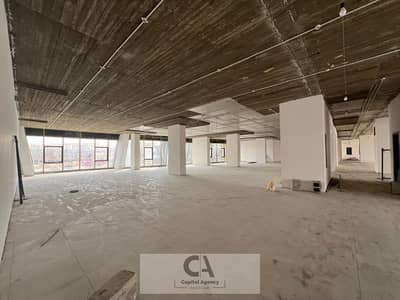 Office space for rent, 1000 sq m, in a prime mall - directly on South 90th Street - Fifth Settlement