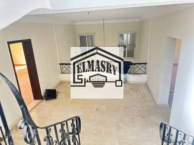فيلا للإيجار القانون وسيط للمالك مباشرة Stand Alone في أميز موقع بالرحاب 1 التجمع الأول El-Rehab City new cairo نموذج i استاندالون من أميز النماذج الم