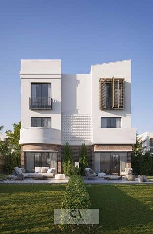 Townhouse for sale in the heart of Mostakbal City in Scenes Compound next to Bloomfields with a 5% down payment and installments over 7 years | Scenes