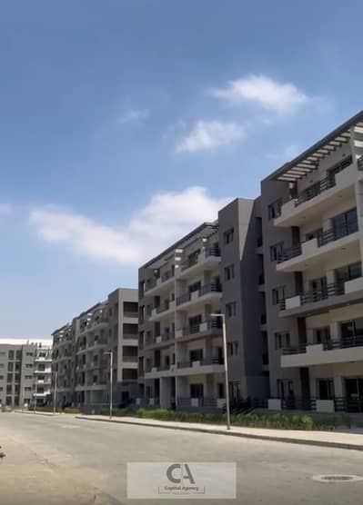 Apartment for sale ready to move cash price minutes from Cairo Airport fully finished to a super deluxe standard or with a11% payment and installments