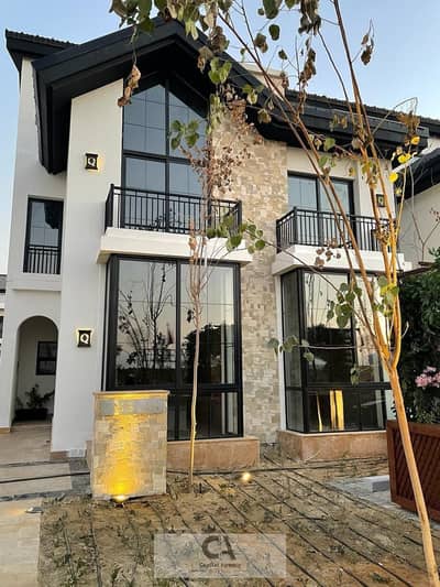 Fully finished villa with air conditioning for sale in the heart of Mostkbal City 45% cash discount available and installments over 12 years