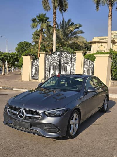 Mercedes-Benz c180 فتحه سقف