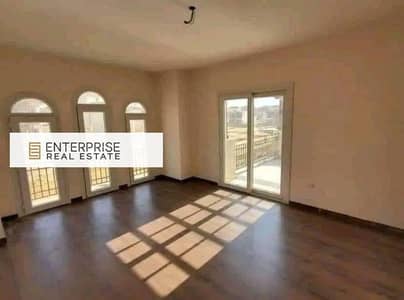 Your apartment is finished and ready to move in the heart of the promenade, with an open view of the iconic tower, and a discount of more than 35%