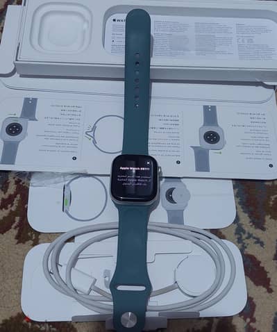 Apple Watch Series 10 (Model A2997) مقاس 42mm.