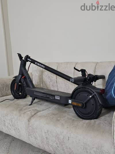 للبيع Xiaomi Electric Scooter 4 Pro (2nd Gen) حالة زيرو