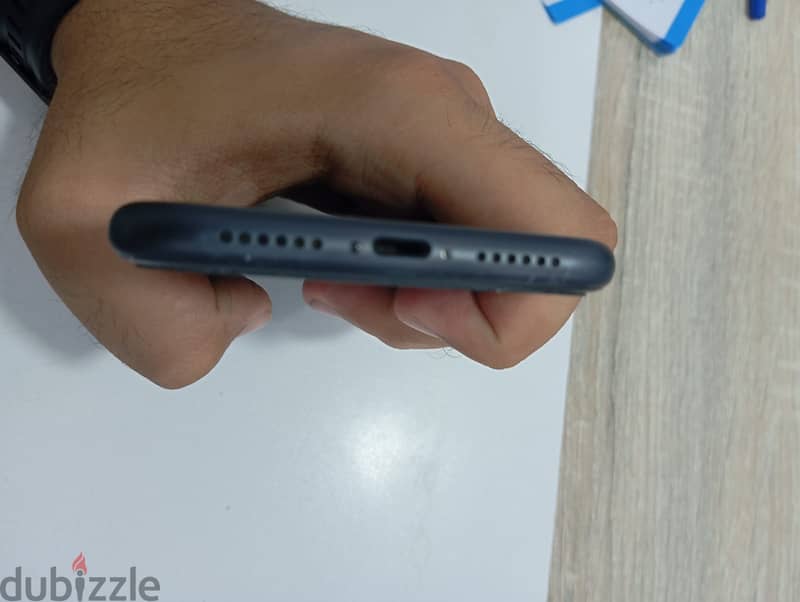 Apple - iPhone 11 2