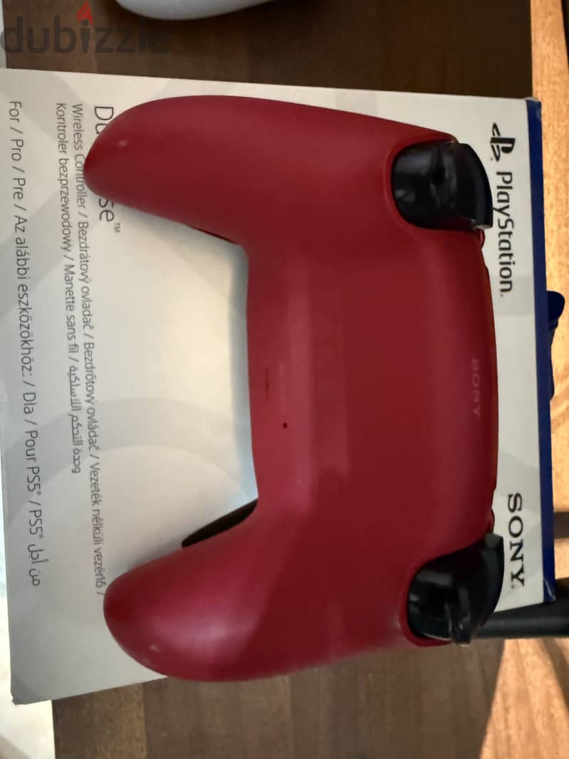 PS 5 controller volcanic red 1