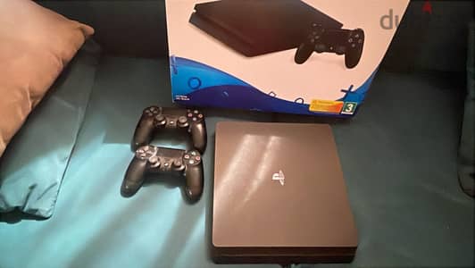 جهاز  ps4 slim 1 tb للبيع