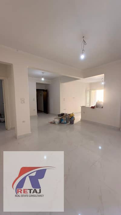A unique opportunity: 180 sq m apartment for residential or commercial rent in a quiet, easily accessible location between Al-Hijaz and Al-Thawra Stre