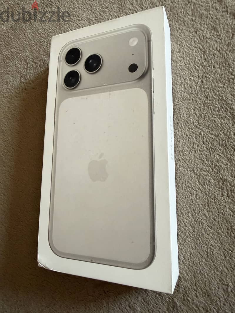 Apple - iPhone 17 Pro Max 2