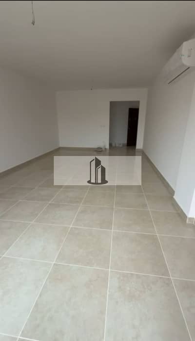 Fully finished penthouse with a stunning view for sale in Moon Residence, Fifth Square, New Cairo, near Al Marasem.