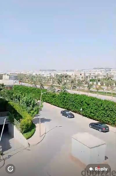 بنتهاوس للبيع بحمام سباحة للبيع فى جاليريا مون فالي