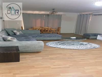 Furnished 3-bedroom hotel-style apartment for rent in a compound in Sheikh Zayed, next to The Gate Mall.