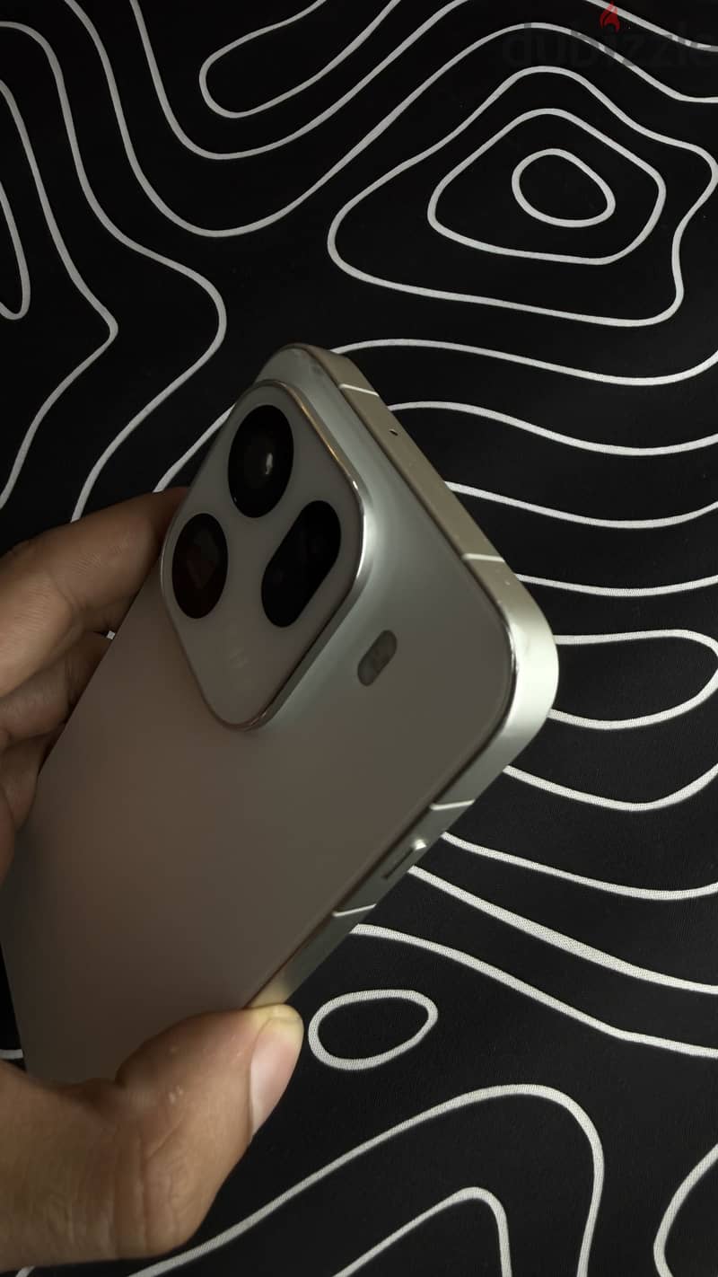 oppo find x9 pro اوبو 3