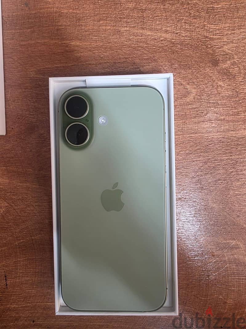 Apple - iPhone 17 2