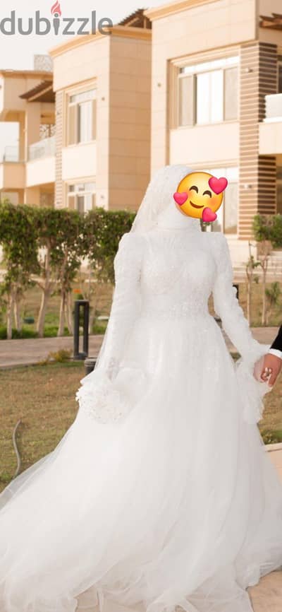 فستان زفاف
