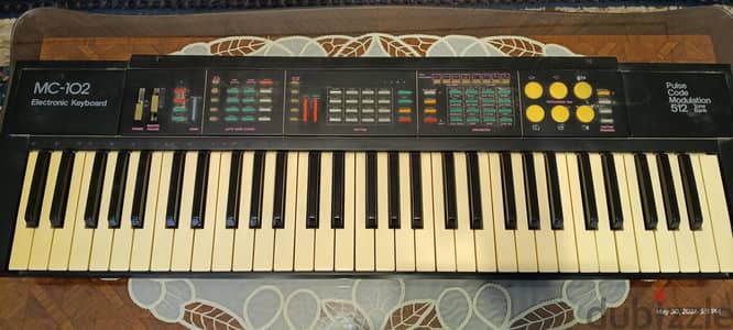 Medeli Italian organ