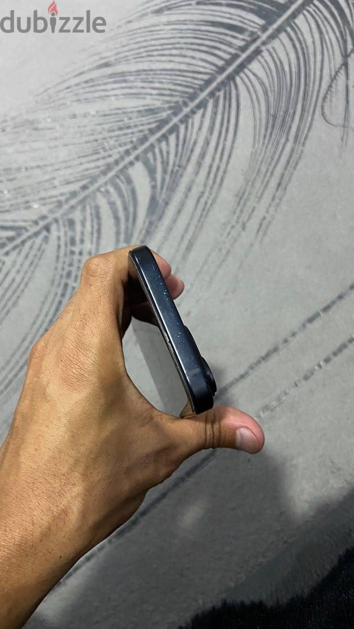 Apple - iPhone 15 5