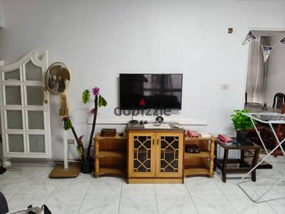 شقة مفروش للايجار الحي المتميز مكيفة بالكامل